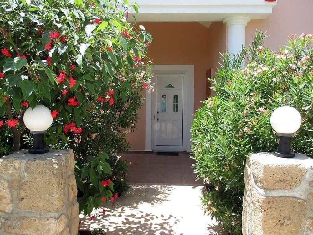 Rododafni Villas Klorakas Extérieur photo