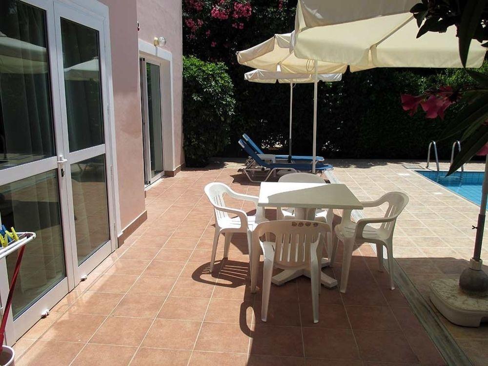Rododafni Villas Klorakas Extérieur photo