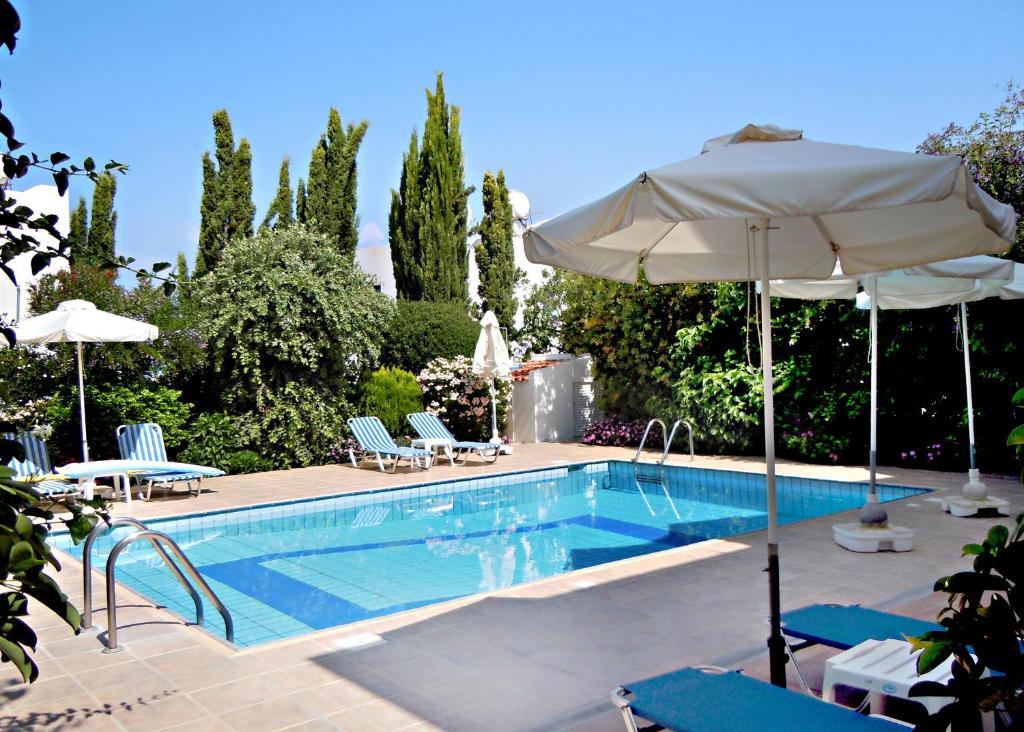Rododafni Villas Klorakas Chambre photo