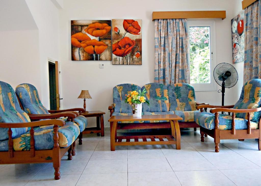 Rododafni Villas Klorakas Chambre photo