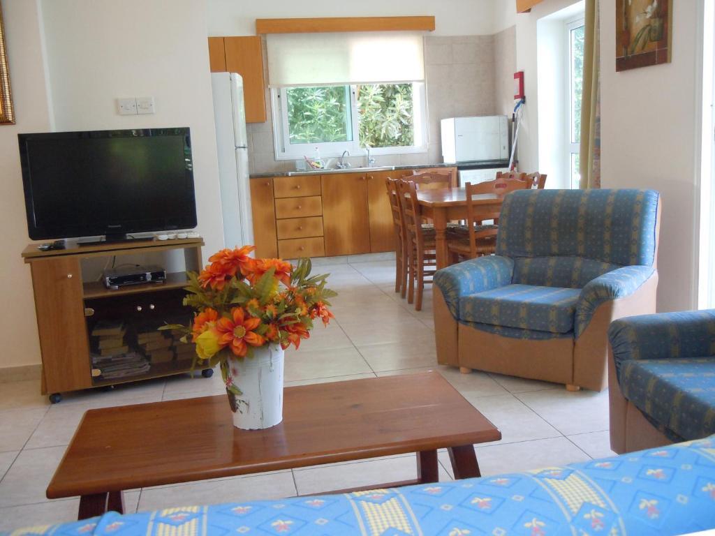 Rododafni Villas Klorakas Chambre photo